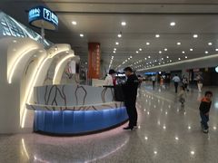 -星巴克(浦东机场T2到达店)