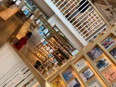 -猫的天空之城概念书店(北戴河蔚蓝海岸店)