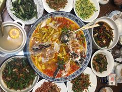 -湘潭九龙鱼头店(城南西路店)
