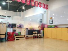 -美育少儿中国舞·钢琴·声乐艺术中心(枫蓝购物中心店)