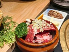 -山川小町·极番烧肉(新地假日广场店)