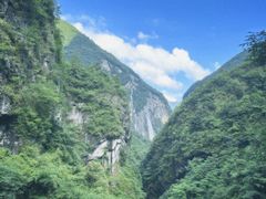 -鹿院坪生态旅游景区