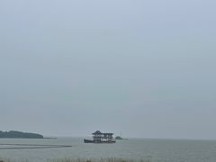 -亮河湾山庄
