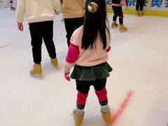 -冰纷万象滑冰场(二七万象城店)