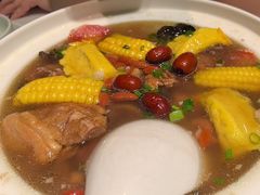-江城小馆陕南妈妈菜·全球旅行餐厅(钟楼店)