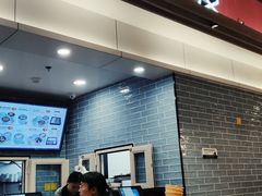 门面-魏家凉皮(郑州东站店)