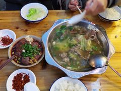 -谢老五跷脚牛肉·非遗传承店