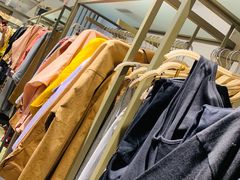 -URBAN REVIVO(北京斯普瑞斯奥特莱斯店)