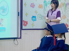 -瑞思少儿中心·少儿英语素养启蒙(勒泰直营校区)