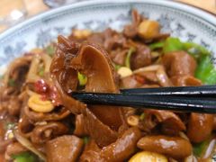 特色大肠-山林深处大别山农家菜(仙都路店)