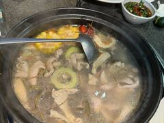 -野迹·石橄榄鸡·烧烤(新洲店)