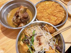 -柳州肥姨妈大骨螺蛳粉(东靖路店)