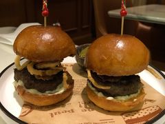 鹅肝牛肉小汉堡-酒池星座(深圳湾后海汇店)