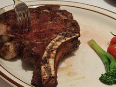 -马克西姆俄罗斯餐厅(通亚街店)