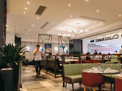 -港丽餐厅(高德置地店)