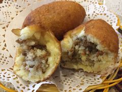 油煎包-露西亚咖啡西餐厅(哈尔滨俄侨纪念馆店)