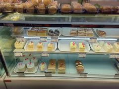 -白玉兰食品(中山公园龙之梦店)