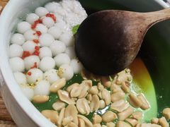 -吃饭皇帝大土家民族菜(正大广场店)