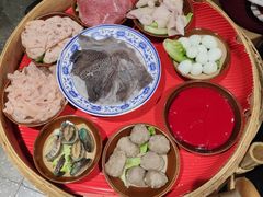土货九大碗-董眼镜火锅(洪崖洞总店)