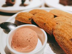 烘焙法式玛德琳-壳里西餐厅Coquille Seafood Bistro(蒙自路店)