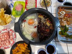 -九街淑芬掌中宝串串公司(内街文化创意园店)