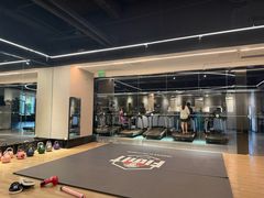 -懒人Club健身(卓越时代广场店)