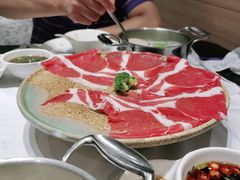 -红鼎豆捞·非遗鲍皇汤火锅(宝丰路店)