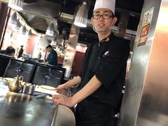 -利昂法式铁板主题餐厅(新奥购物中心店)