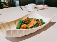 杏鲍菇炒土猪肉-粤财皇冠假日酒店·彩华轩中餐厅