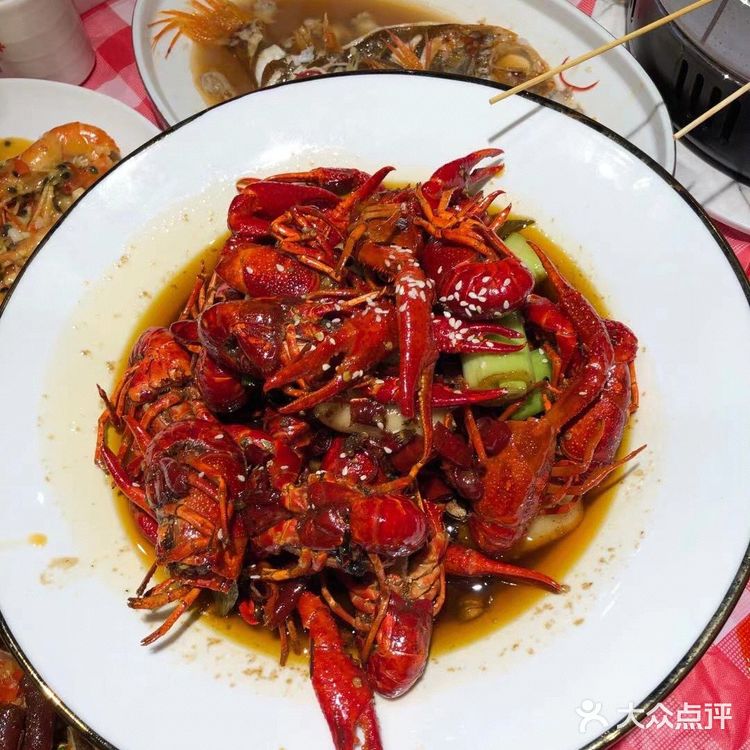 辣小鲜象湖店探店