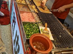 -八一路好吃街(雨田商务大厦店)