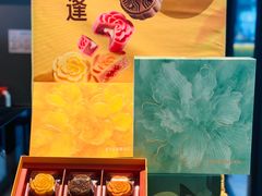 -星巴克(青岛火车北站候车大厅店)