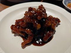 黑蒜糖醋里脊-肆海小川菜酒馆Wine Bistro (青年路店)