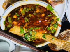 -小饕荟雅安贡椒鱼鲜馆(广福桥店)