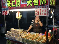 -六合夜市