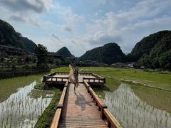 -高荡千年布依古寨旅游景区