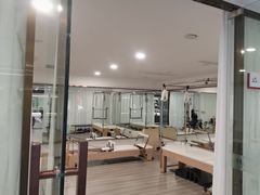-英派斯健身旗舰店(海信国际中心馆)