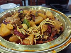 -牛一嘴·兰州牛肉面·大盘鸡(财富中心店)