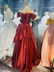 -深白婚纱艺术馆(王府壹号店)