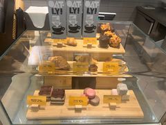 面包甜点陈列柜-麦当劳(红唐店)