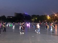 -利群海琴购物广场(商丘路店)