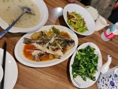 -九头鹰家宴(岳家嘴店)