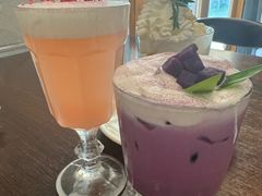 -Chom Cafe and Restaurant