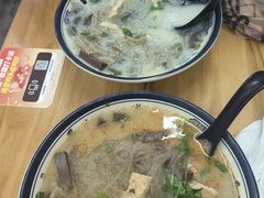 -鸭小妹鸭血粉丝(老门东店)