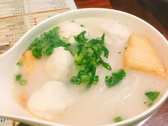 鱼蛋片头河-翠华餐厅(德辅道中店)