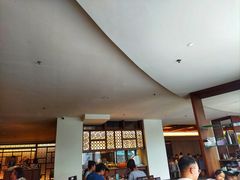 -静之湖湖畔餐厅