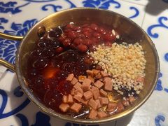 -川流不息·地道川菜·小龙虾(新松江路店)