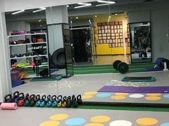 -CXFIT 陈徐健身工作室(凯旋店)