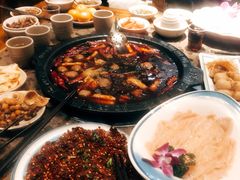 -舒家大院重庆老火锅(纪念塔店)