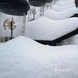 不滑雪也要带滑雪手套，暖宝宝